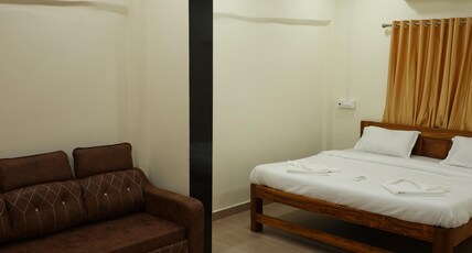 ONEST Beachfront villa Room Type - Deluxe AC Room