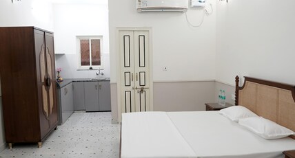 Shree Krishna Bhakti Ashram Room Type - SUPER DELUXE