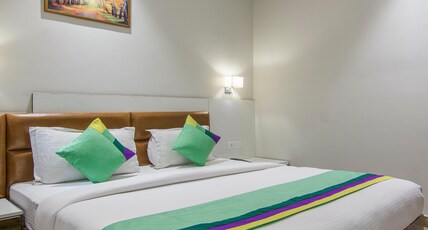 Treebo Swastika Premium Room Type - Superior Room Treebo Swastika Premium Room Type - Superior Room