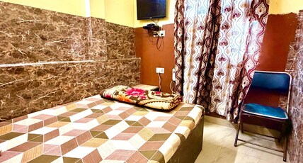 Hotel GS Palace Lucknow Room Type - Regular AC Room Hotel GS Palace Lucknow Room Type - Regular AC Room