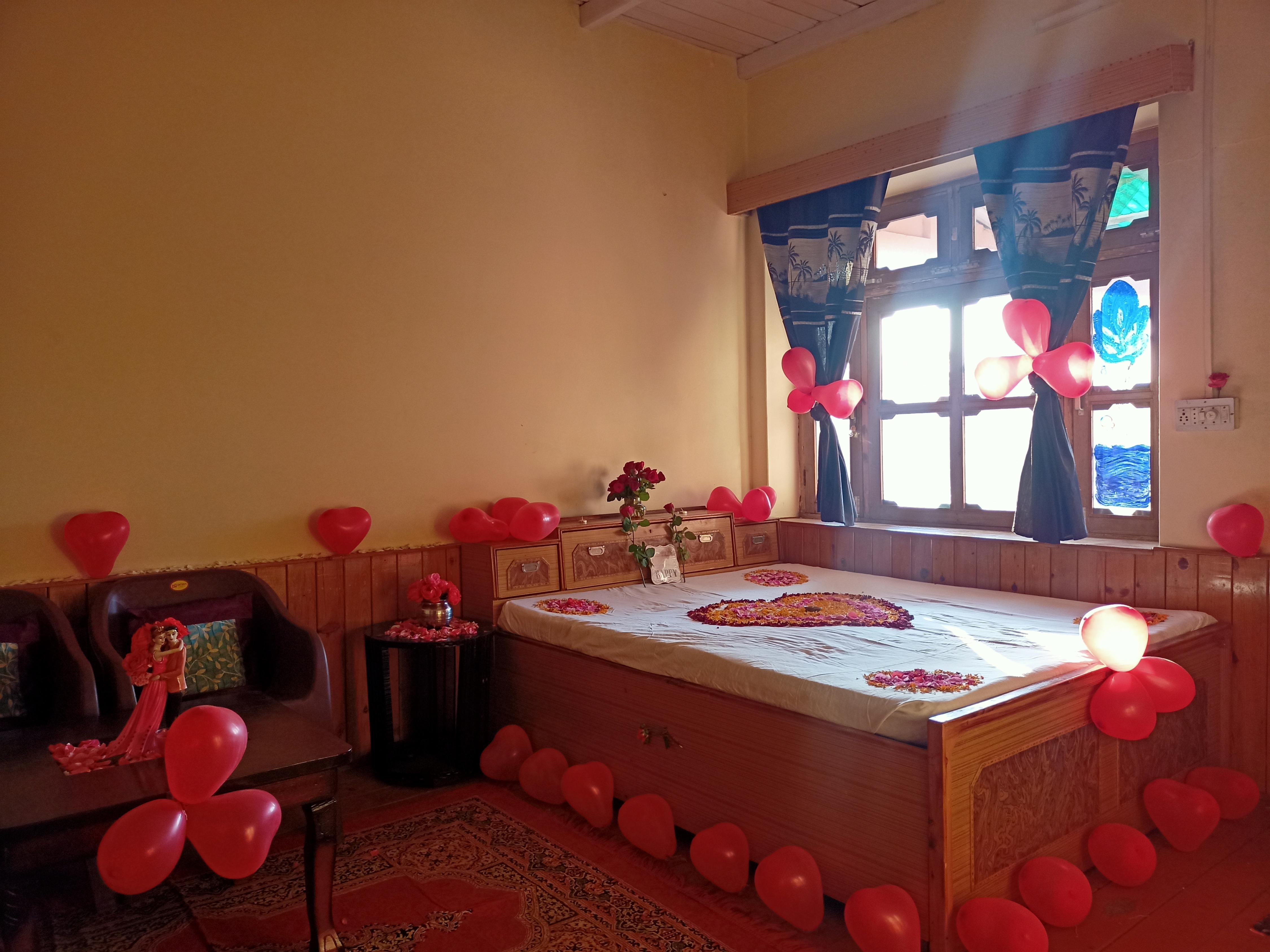 Ritu Raj Home Stay & Cafe Sarkidhar (Rewalsar) - Tap to explore photos
