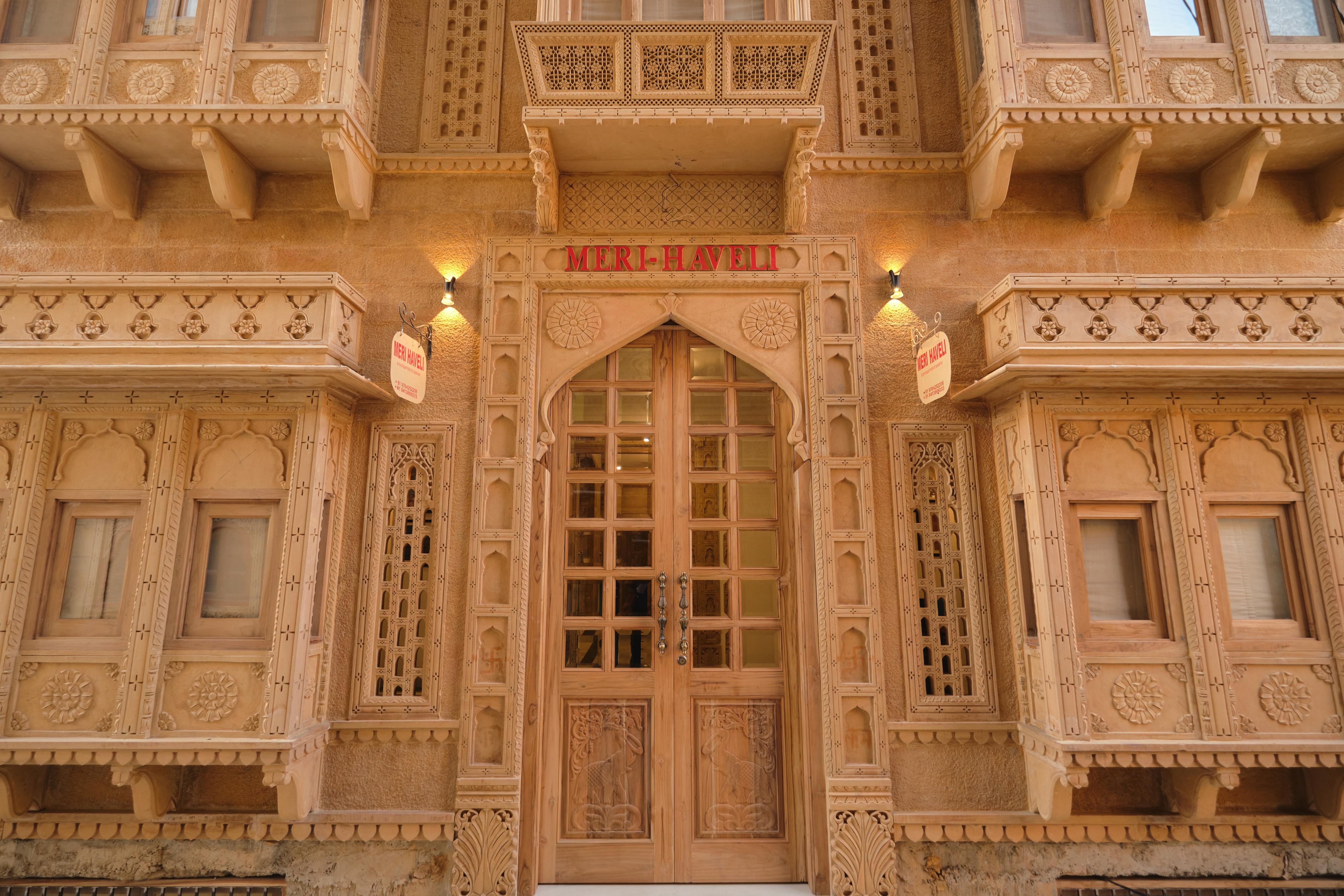 Hotel Meri Haveli - Tap to explore photos
