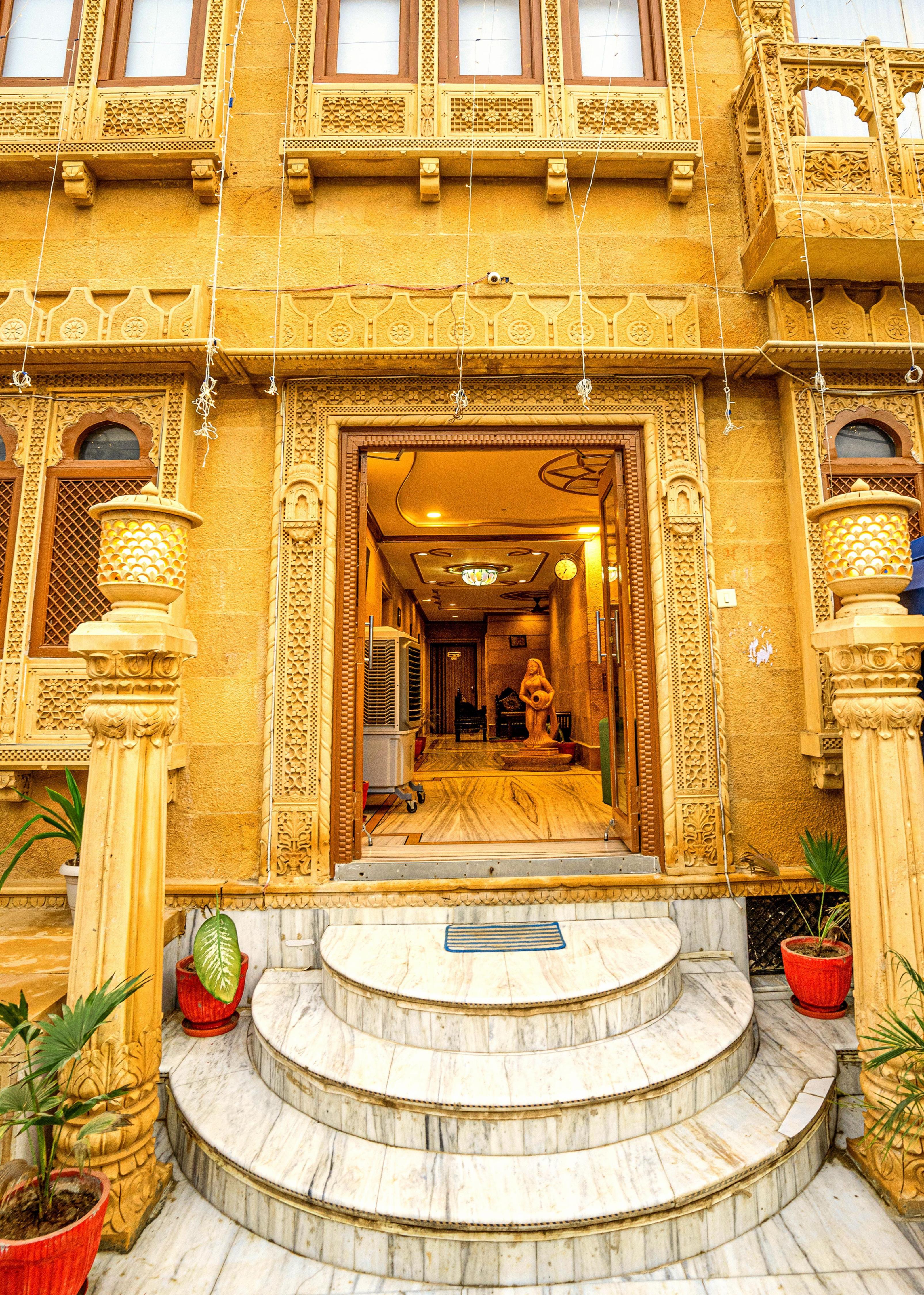 Hotel Bansuri Excellency - Tap to explore photos