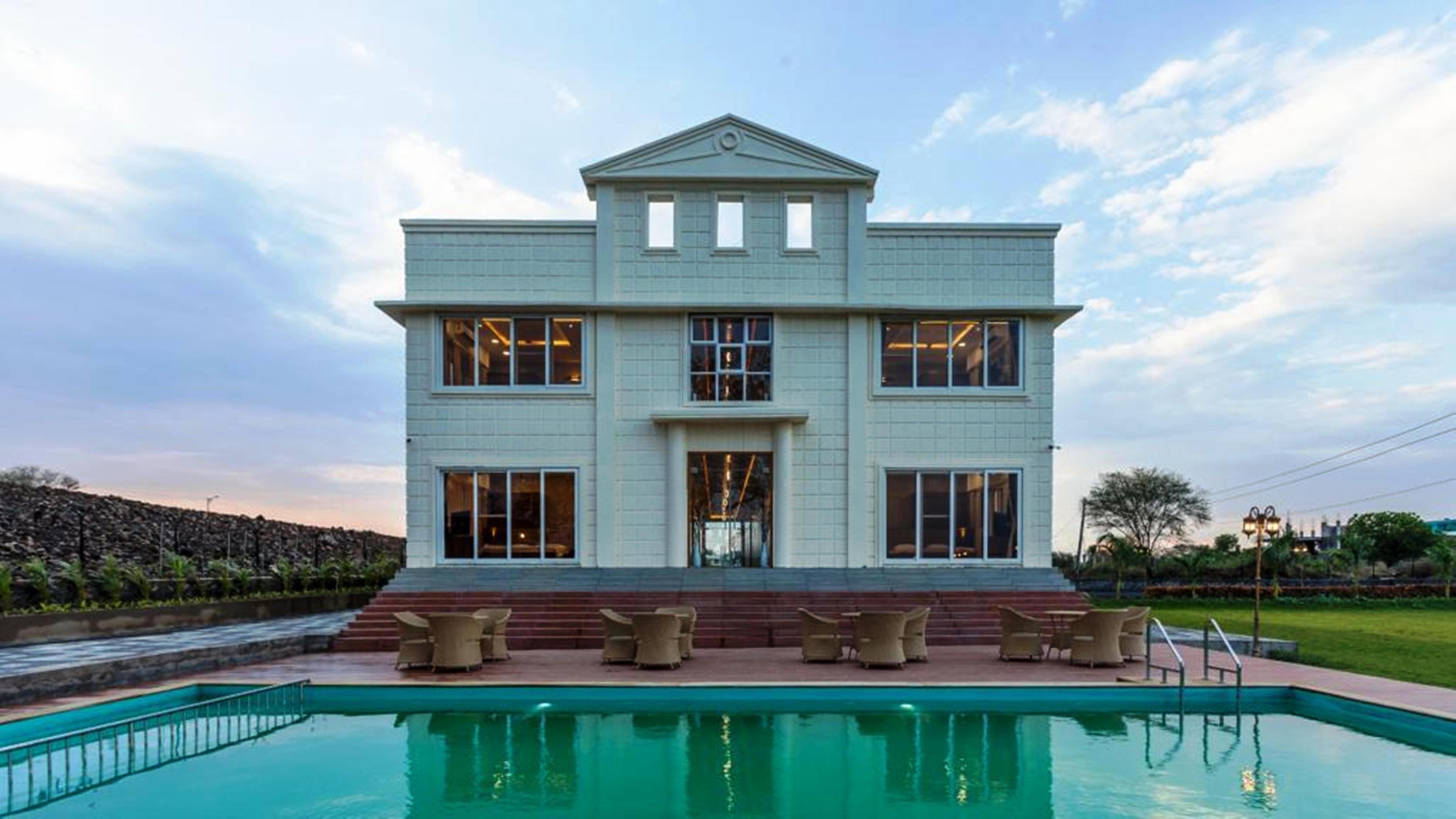 The Arowana Divine A boutique hotel - Tap to explore photos