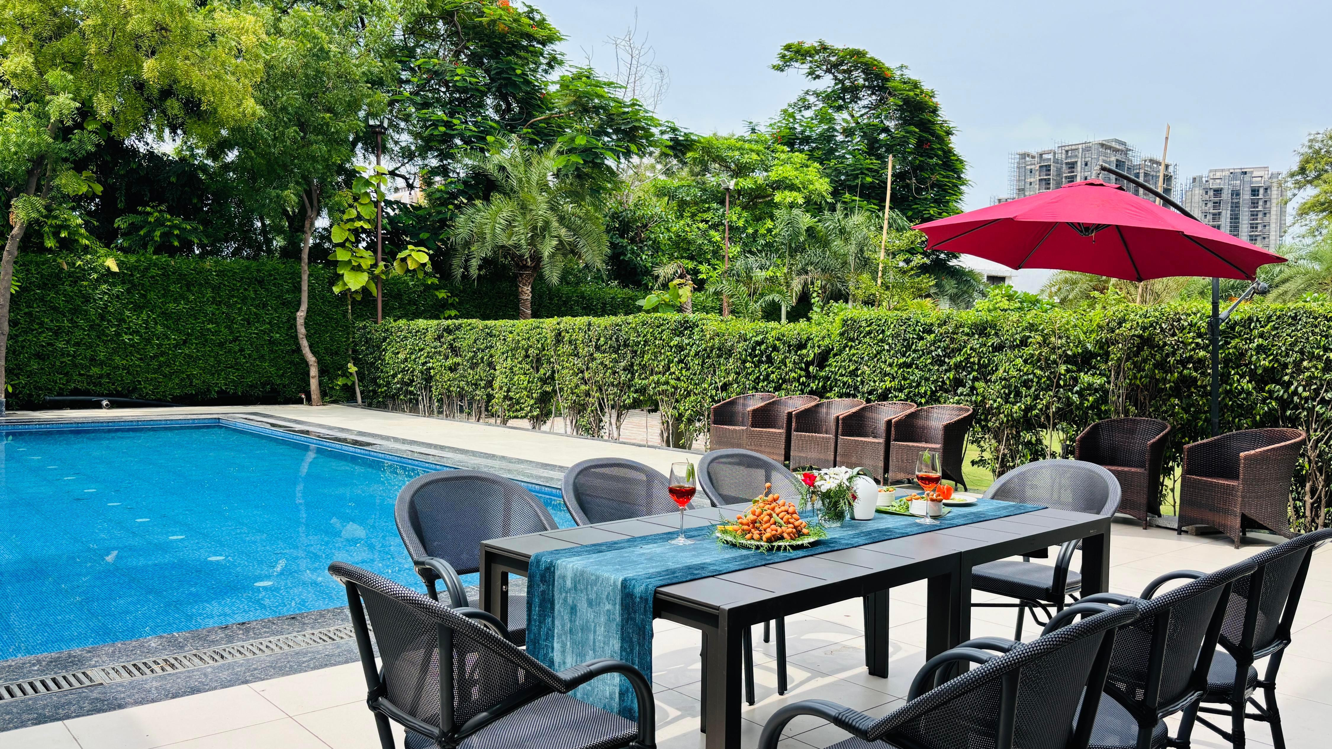 Gulmohar Farm 8BHK with Pool Room Type - Gulmohar Farm 8BHK with Pool