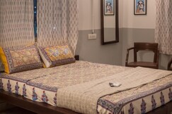 Private Rooms @ Ashray Vintage Homes