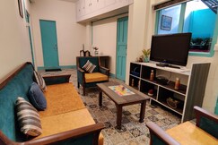 Breeze 2 BHK Mall Road 5 Mins Walk And Rooftop Access