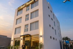 Hotel Thames