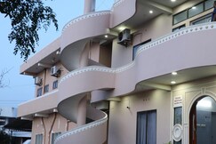 Sauhrudam Resort and Restaurant