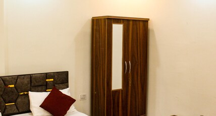 PRAYAG NIWAS Room Type - Family Deluxe AC Room