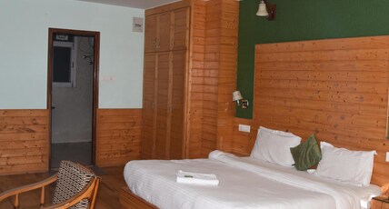TownVille Shimla Room Type - Deluxe room