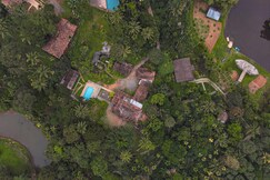 KING FLORA ORGANIC FARM RESORT