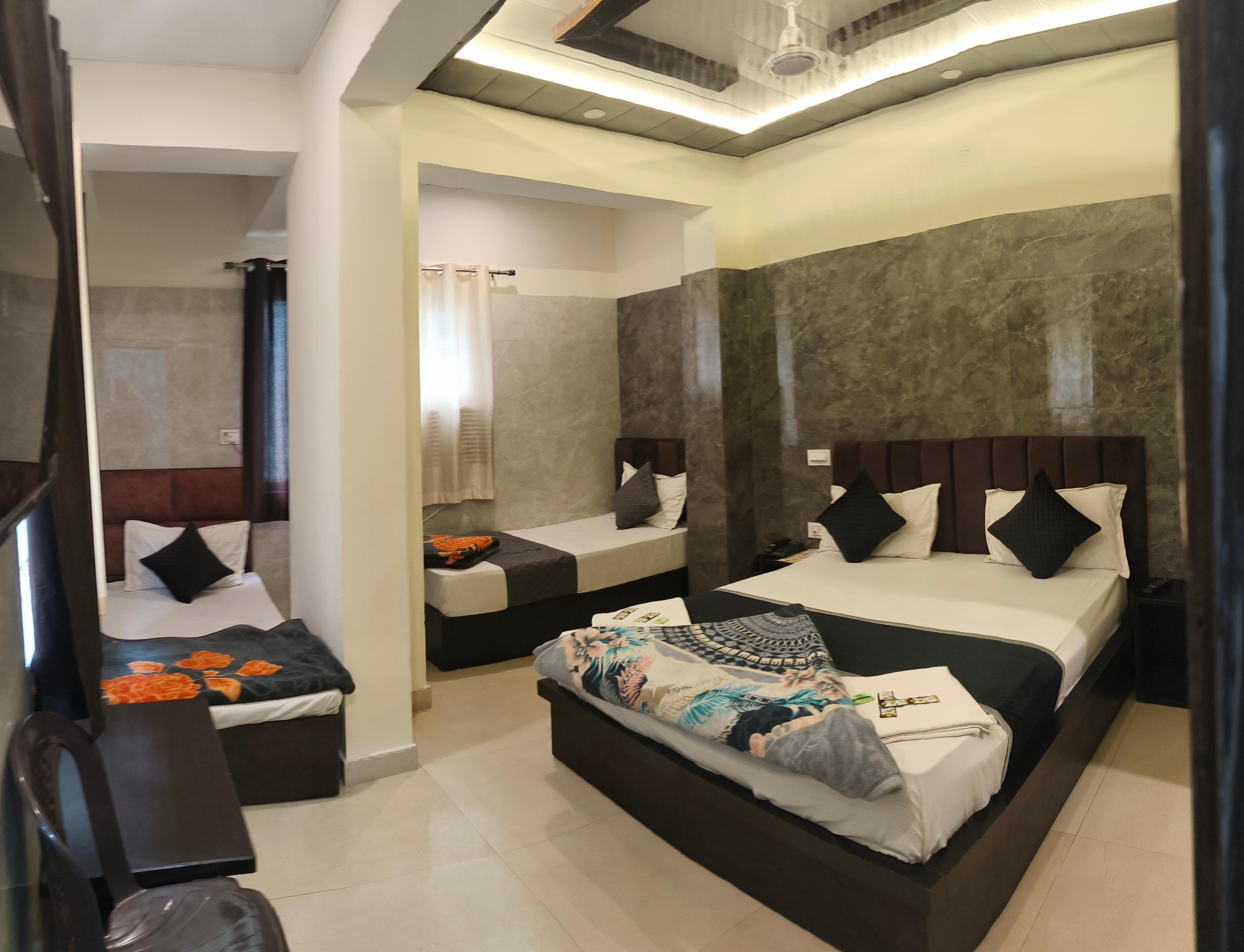 Hotel goyal palace - Tap to explore photos