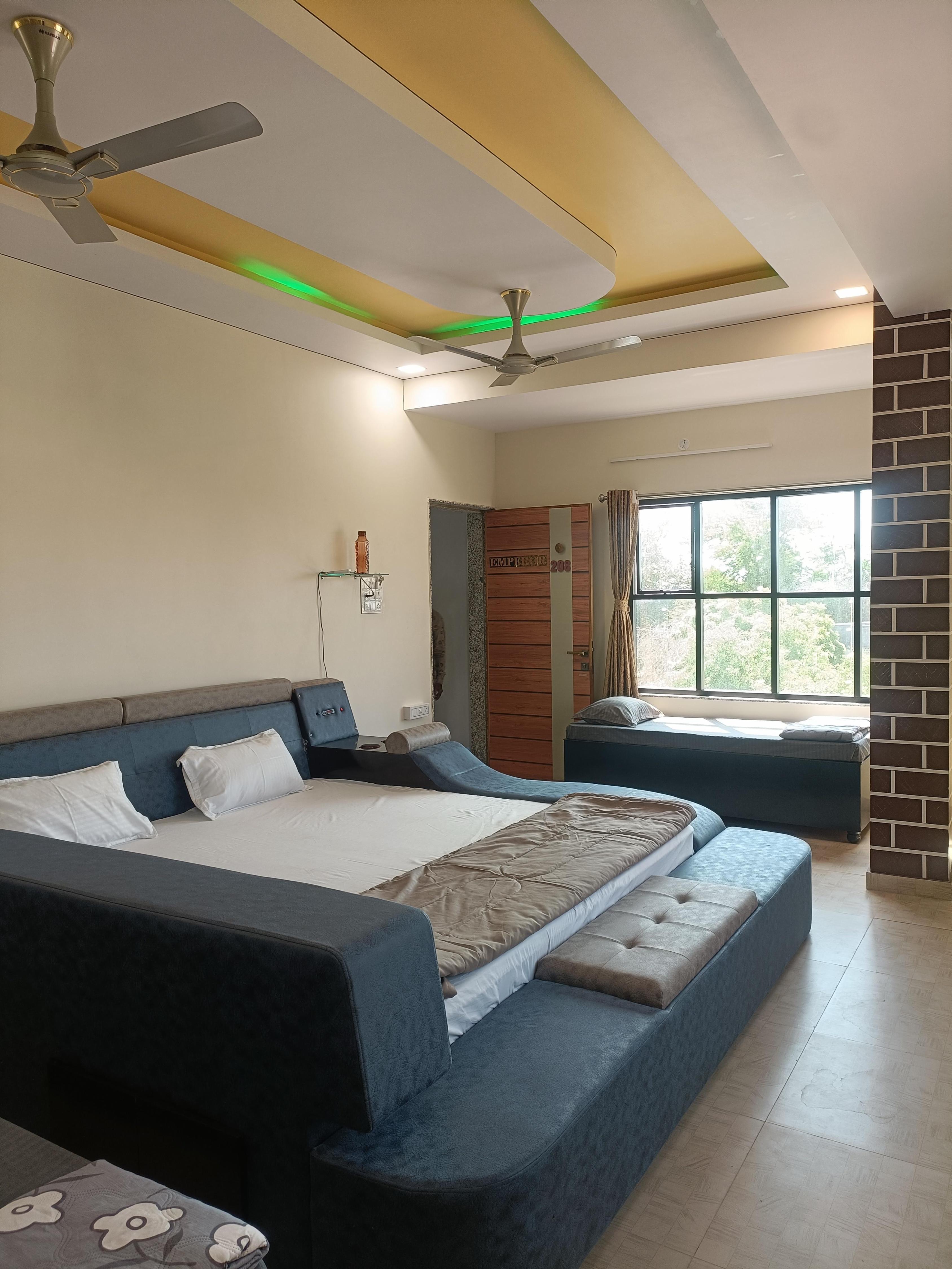 Hotel JB Star Room Type - Queen Room (1 king size double bed and 2 Single Bed )