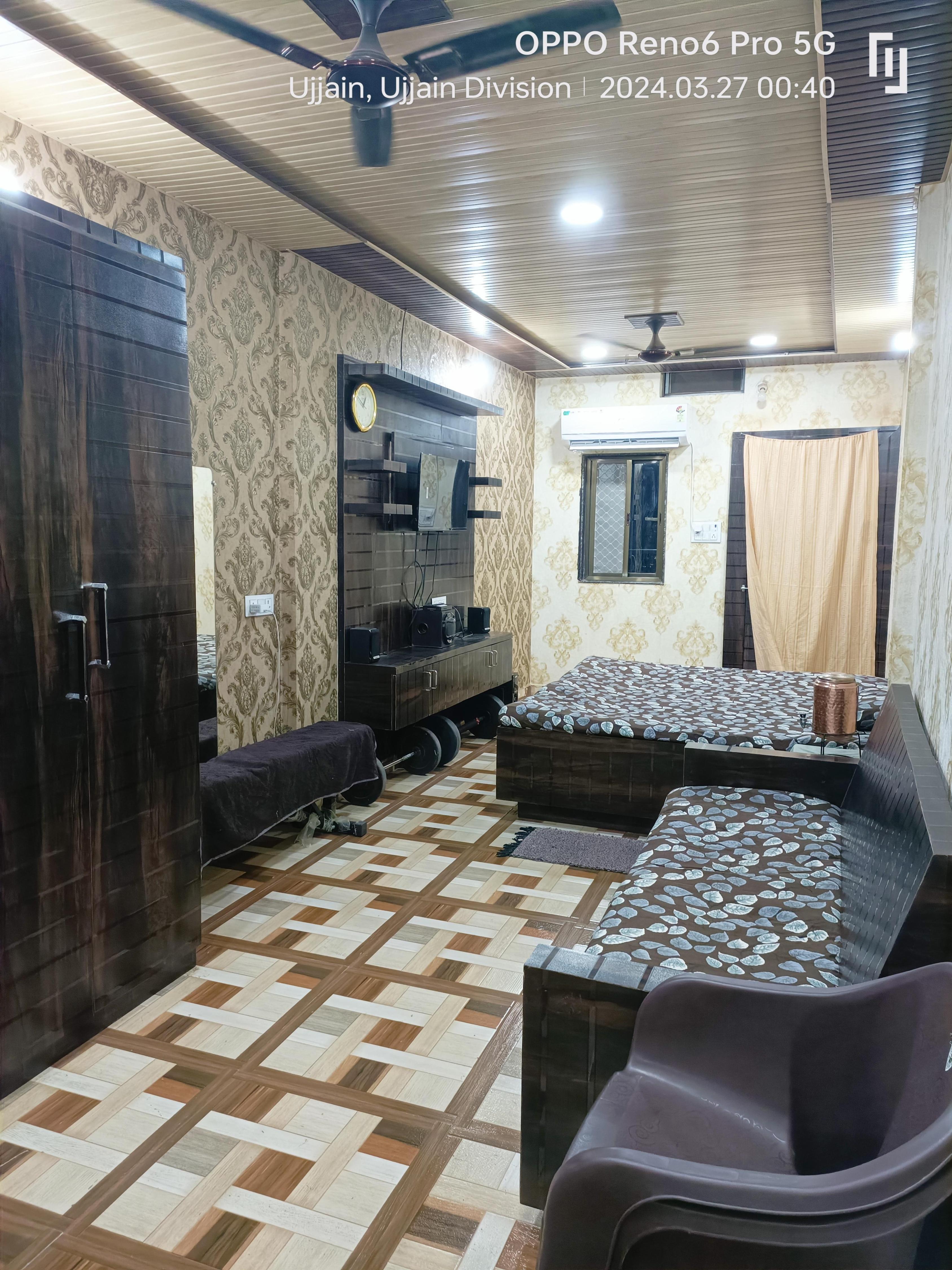 Rudraksh Home Stay - Tap to explore photos