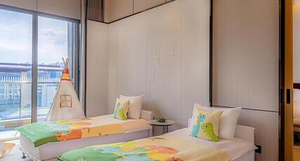 DoubleTree by Hilton Cangnan Room Type - FAMINLY PREMIUM SUITE