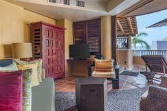 Hilton Grand Vacations Club Zihuatanejo