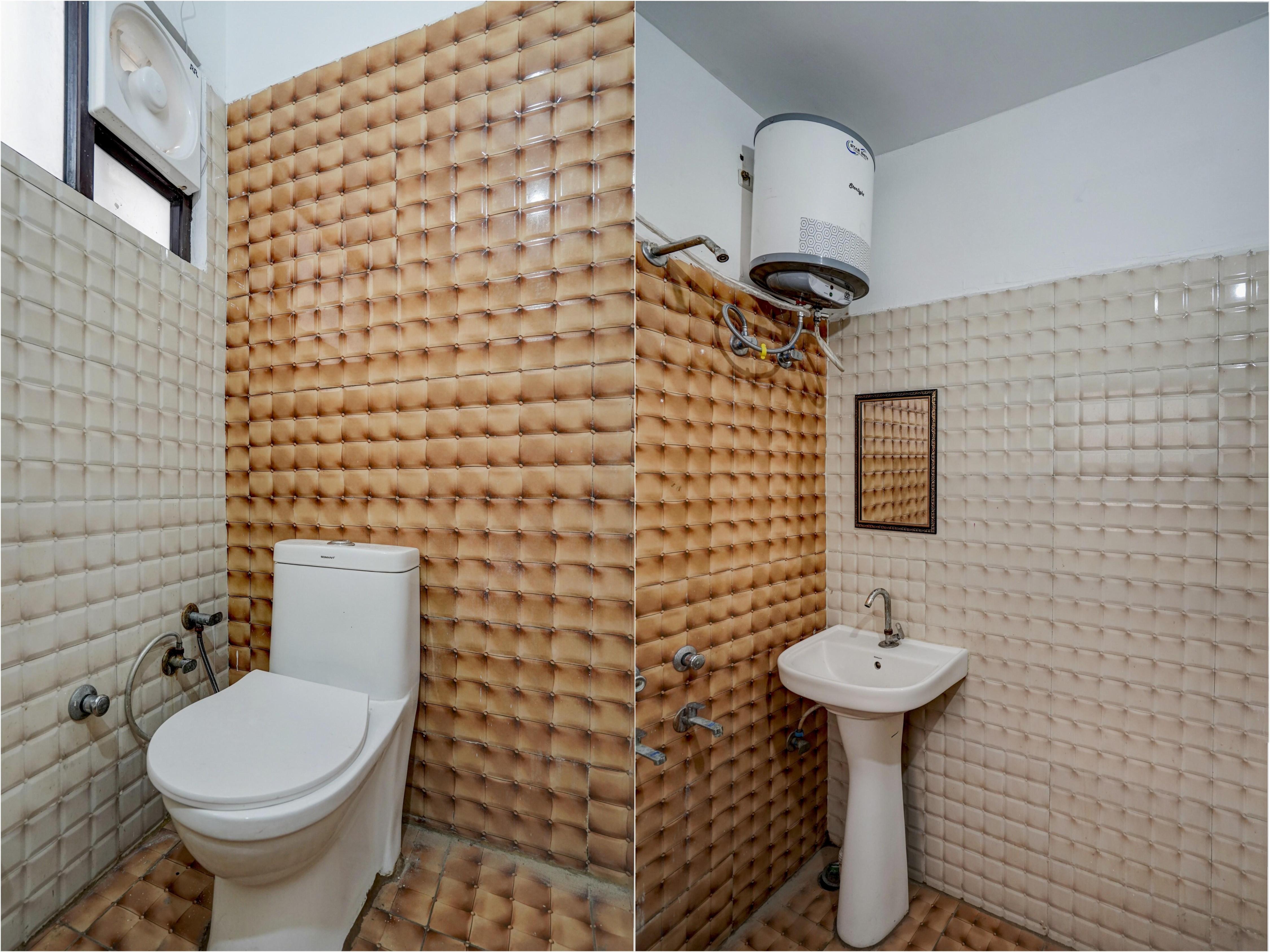 Super Hotel O Omi Rooms - Tap to explore photos