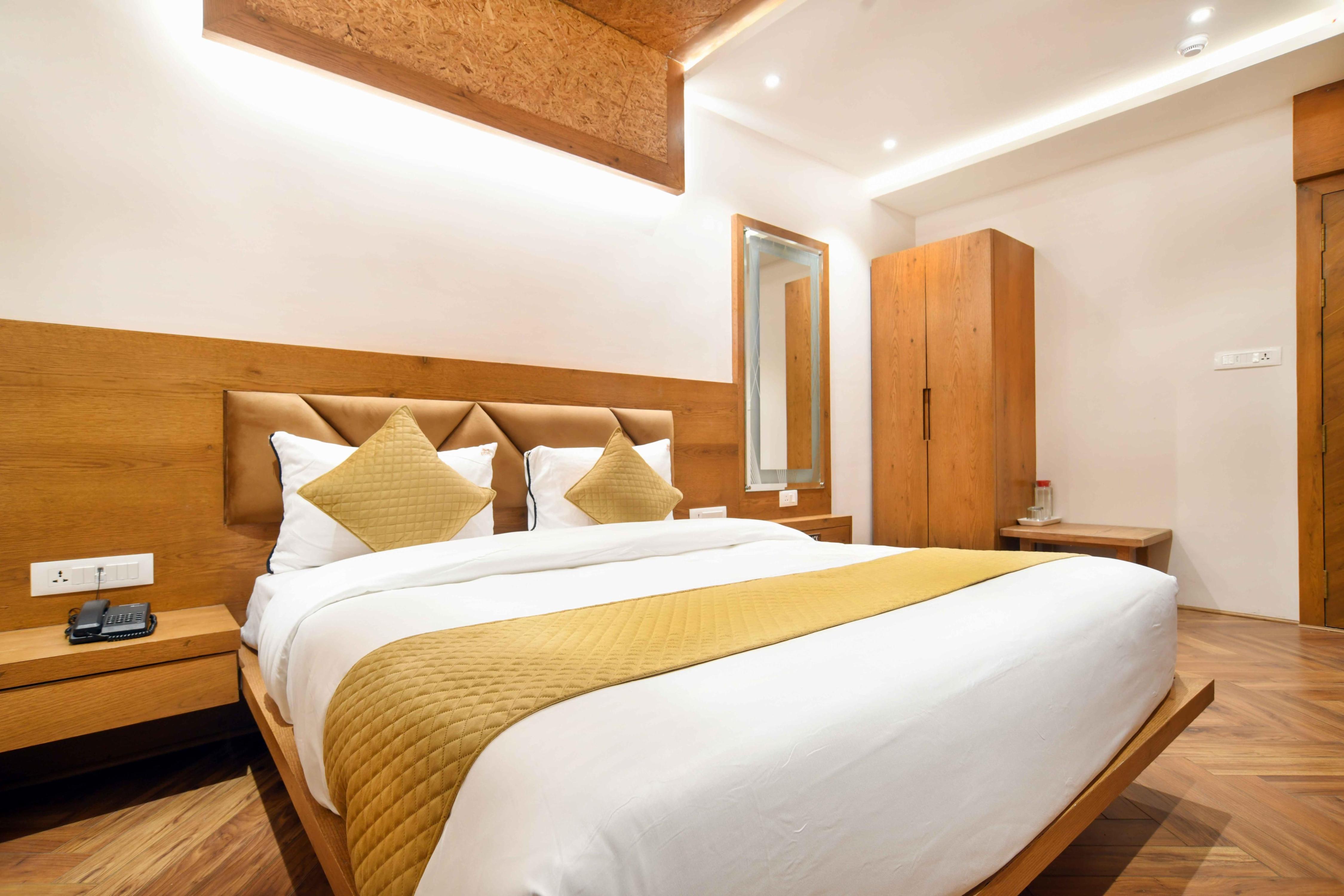 Hotel Hathili - Tap to explore photos