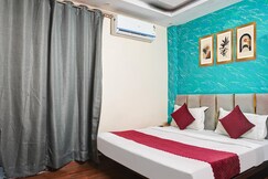 Hotel Twamev Laxmi Nagar