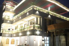 Vatika Hotel Restaurant