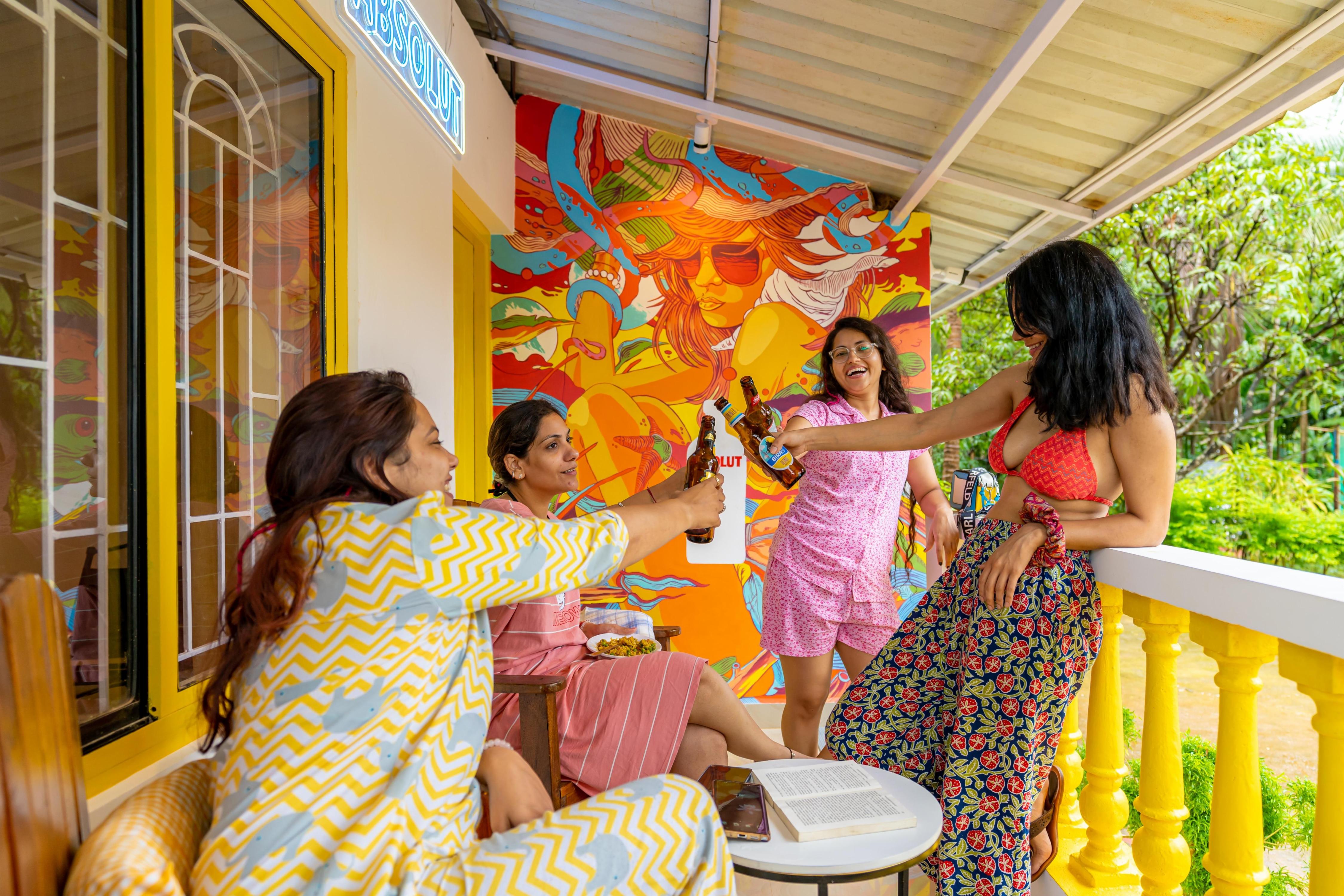 Whoopers Party Hostel Palolem