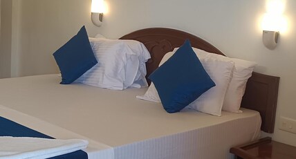 TIPPYS BEACH RESORT Room Type - Standard Room