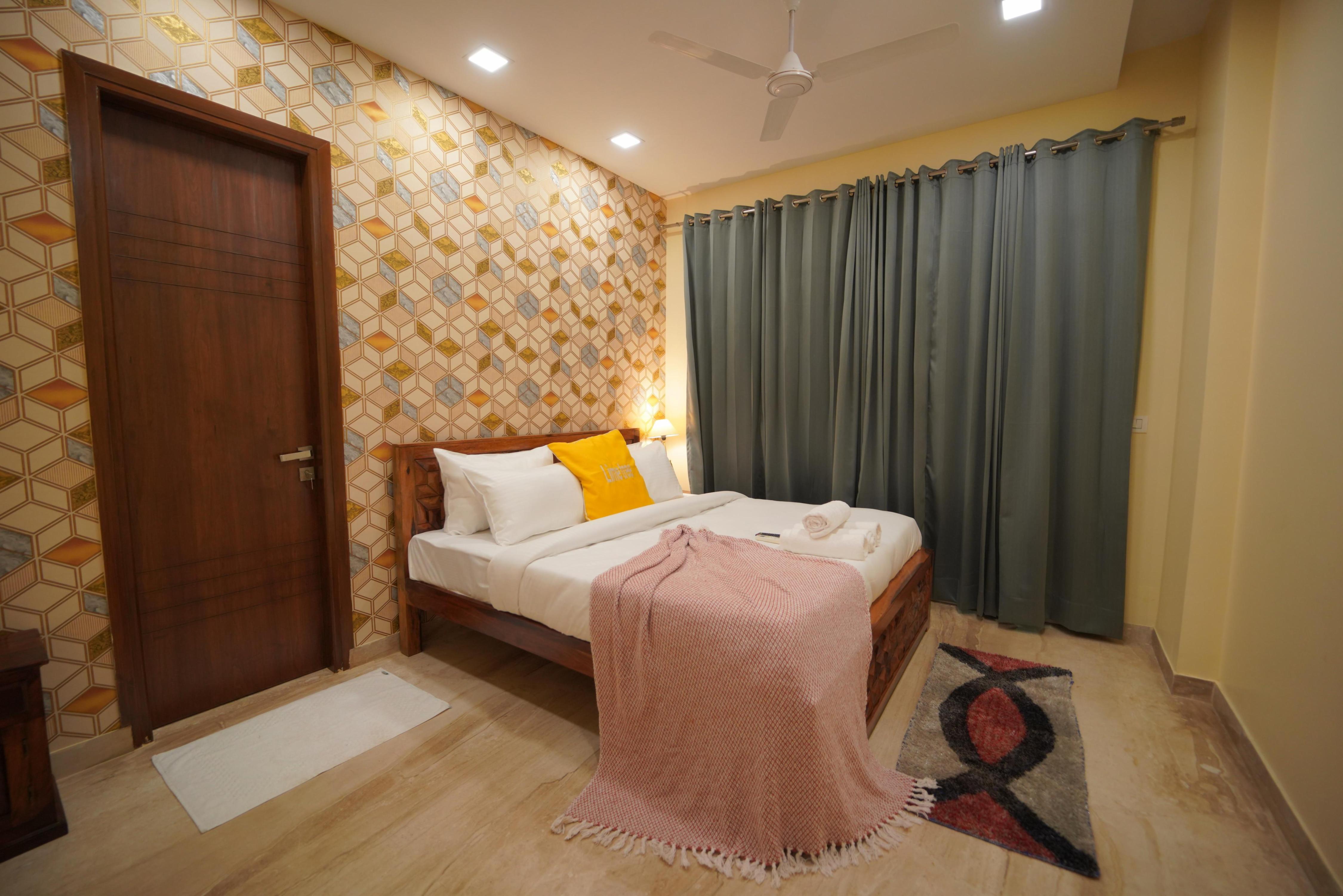 Lime Tree Palatial | Entire 3BHK Apartment @GolfCourse - Tap to explore photos