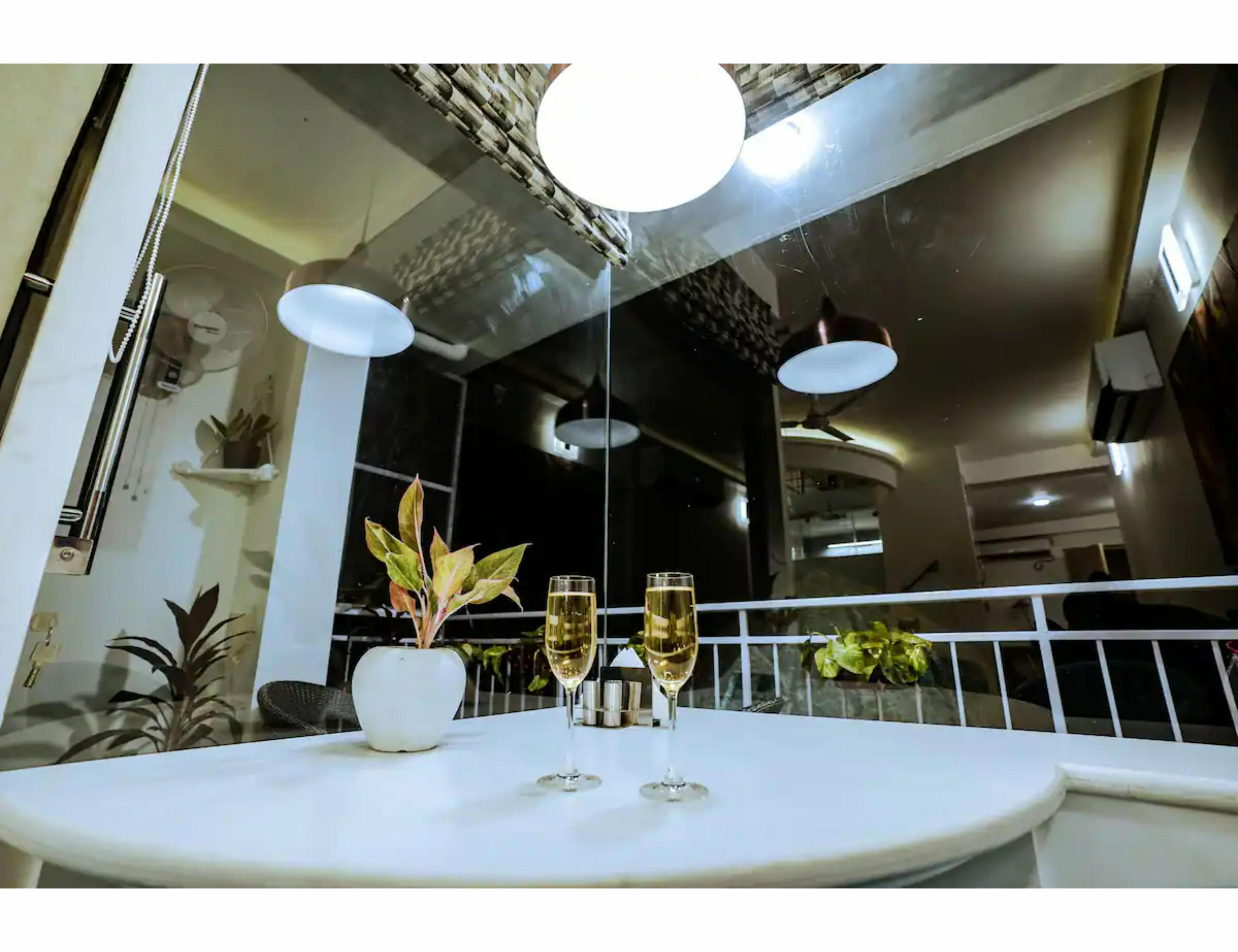 HKV Luxury Vibes Stay