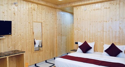 hotel holiday home Room Type - Deluxe Queen Bed Room with Mountain View hotel holiday home Room Type - Deluxe Queen Bed Room with Mountain View