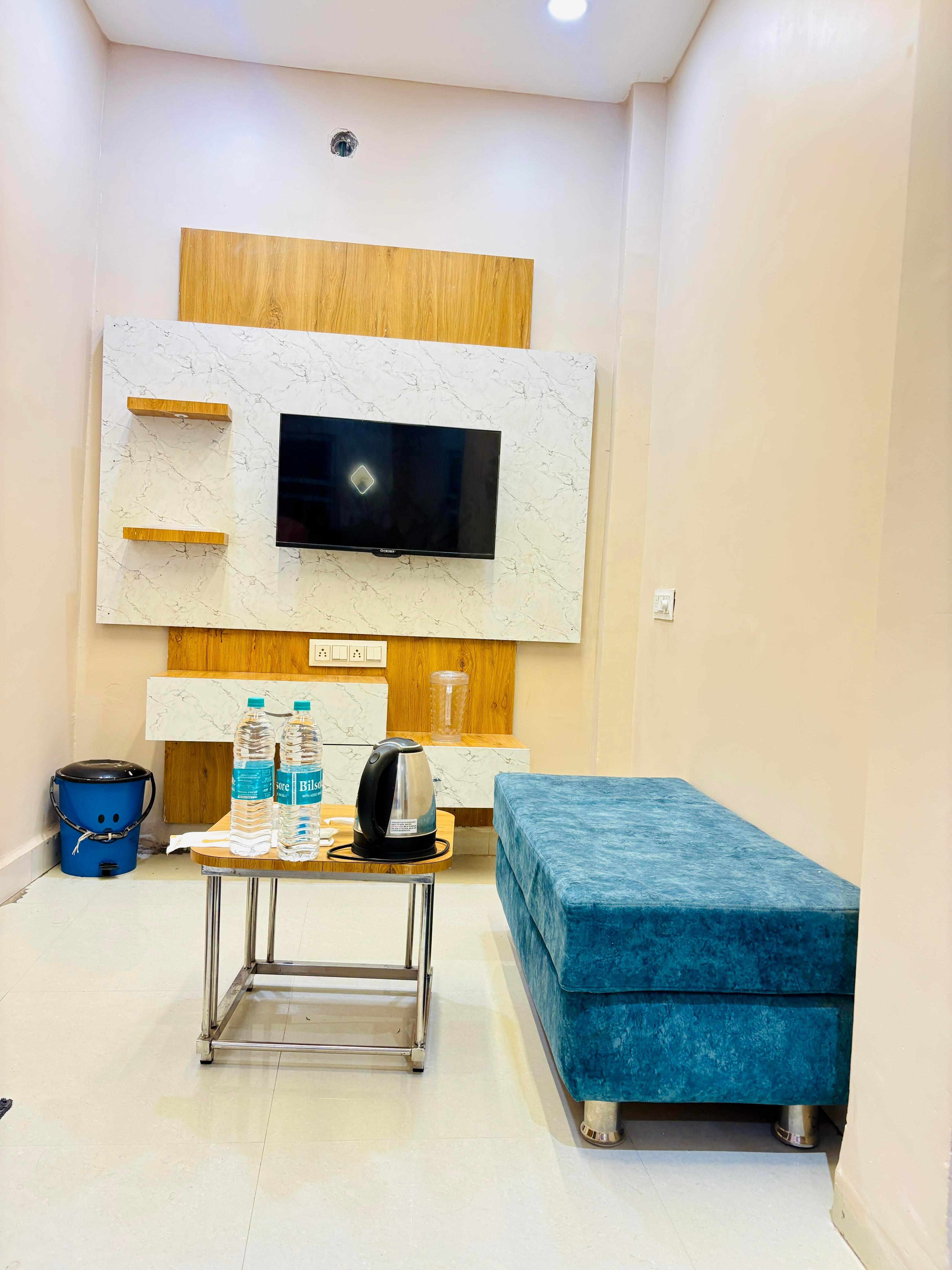 Hotel shree sidhi vinayak - Tap to explore photos