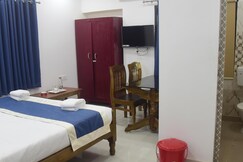 Maa Gouri Guest House