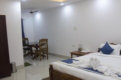 Maa Gouri Guest House
