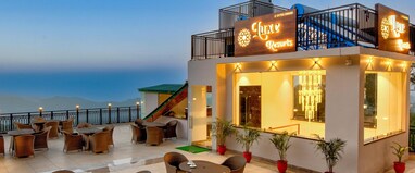 Luxe Resorts