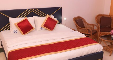 Kuttralam Resorts Room Type - Executive Cottage