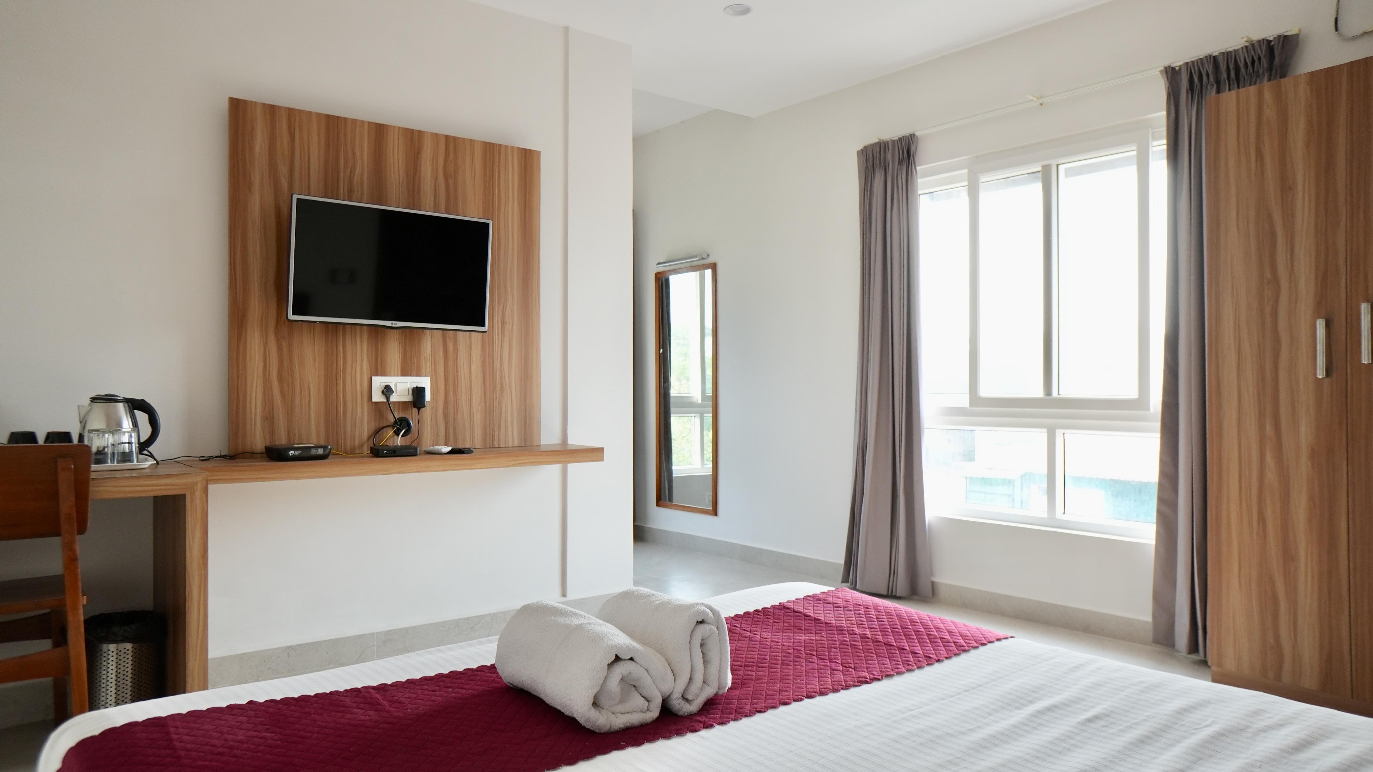 HERITAGE SUITES Room Type - Deluxe Ac Room