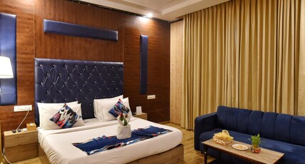 Foxoso Fiori Hotel Room Type - Suite Room