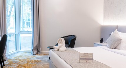 eStay Hotel Room Type - Deluxe King Room
