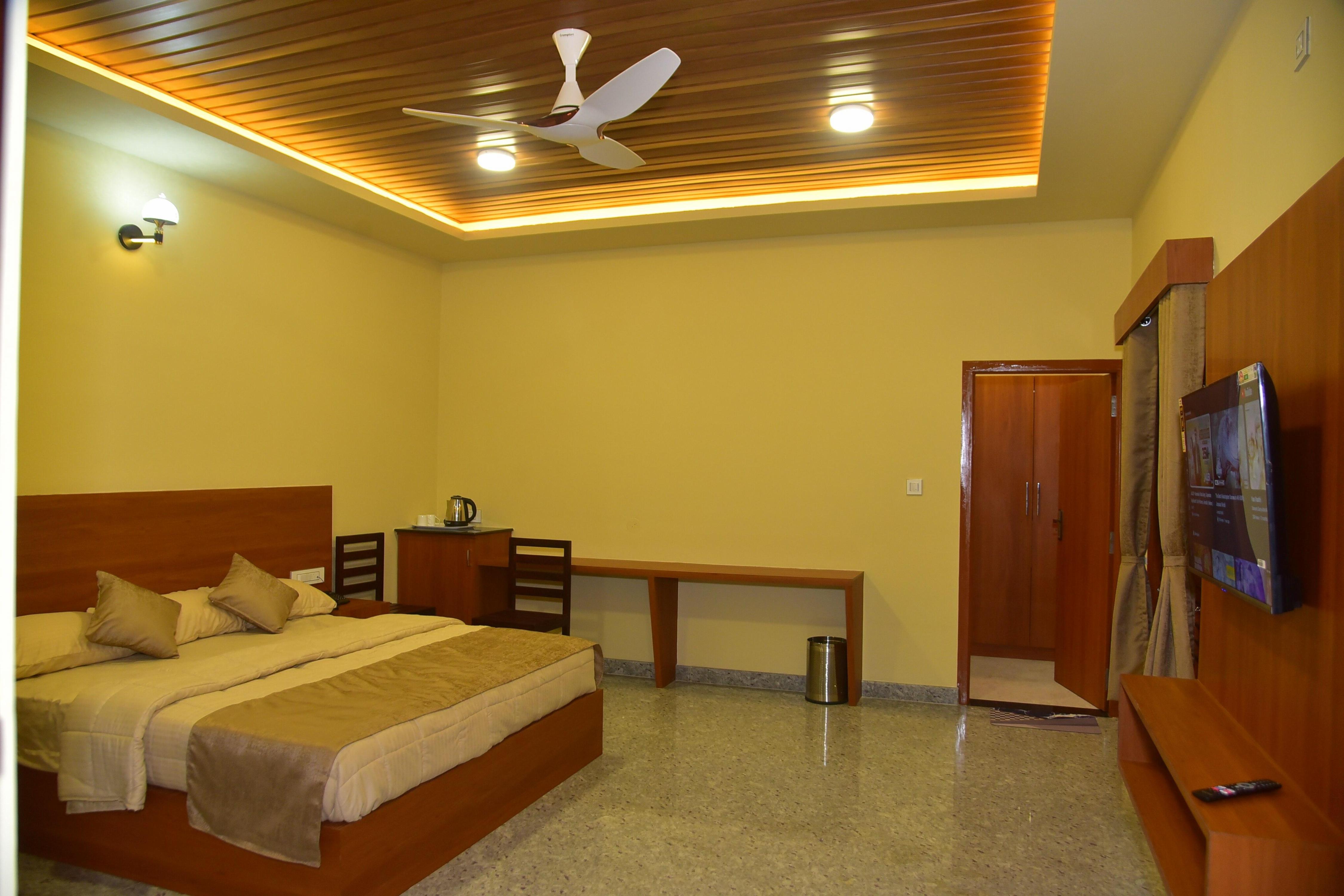 Gowtham Home Stay - Tap to explore photos