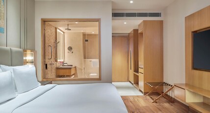DoubleTree By Hilton Varanasi Room Type - Premium King