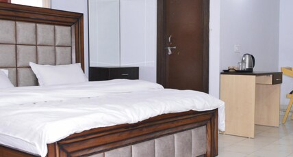 VINDHYAN BUDGET HOTEL Room Type - AC Economy Double Bed Room