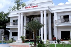 Hotel Grand