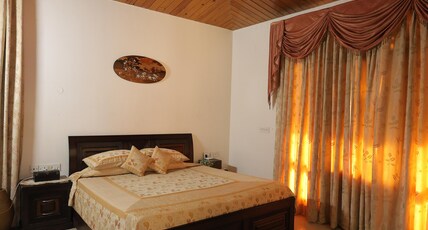 Amazing Palace in Jaypee Greens Room Type - Bedroom 4