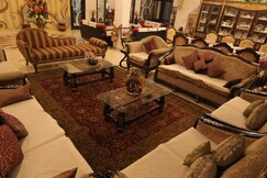 Amazing Palace in Jaypee Greens