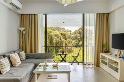 tisyastays | Tastefully Done 1BHK with Infinity Pool, 5mins to beach