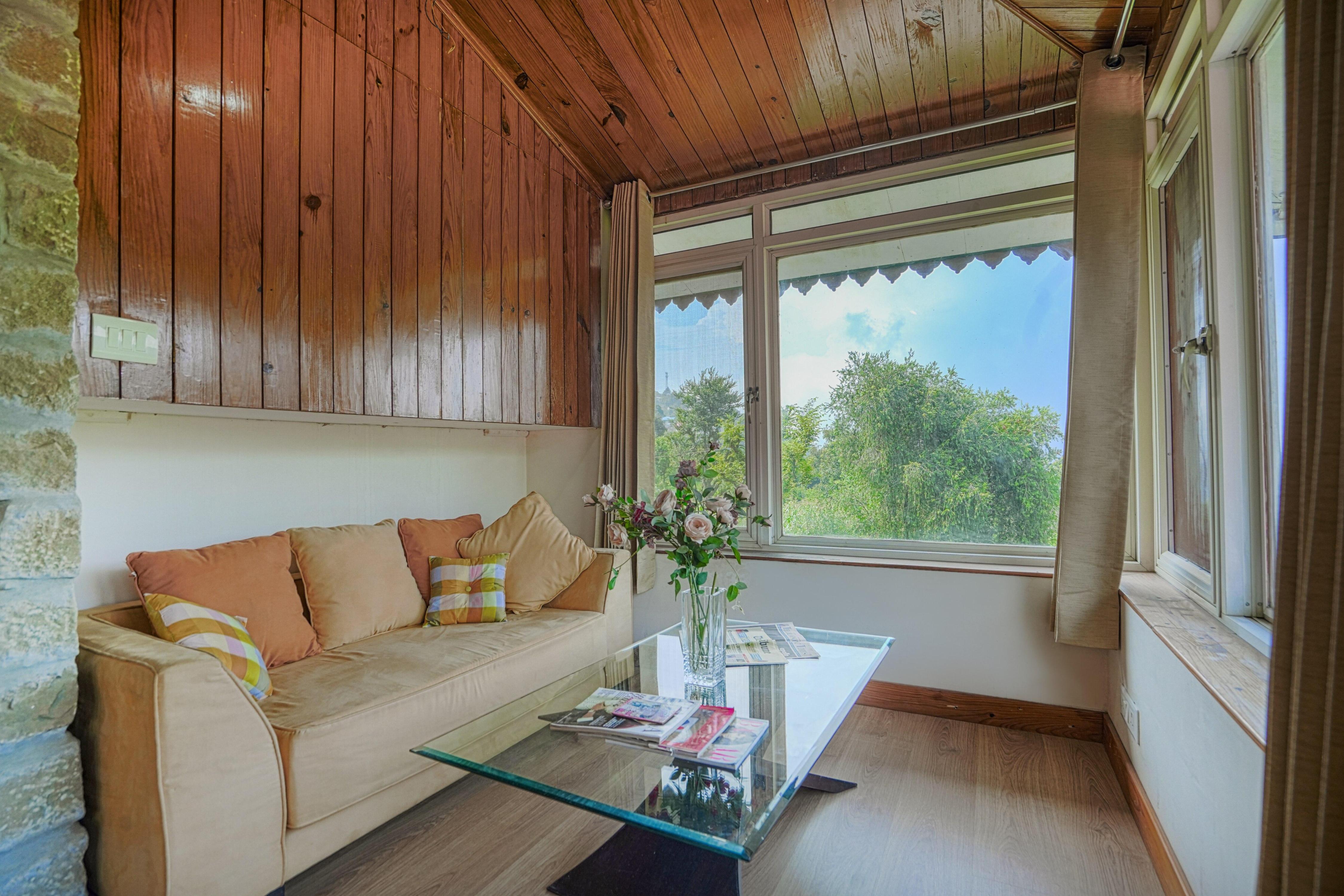 SaffronStays Kasauli Estate: Royalty - Tap to explore photos