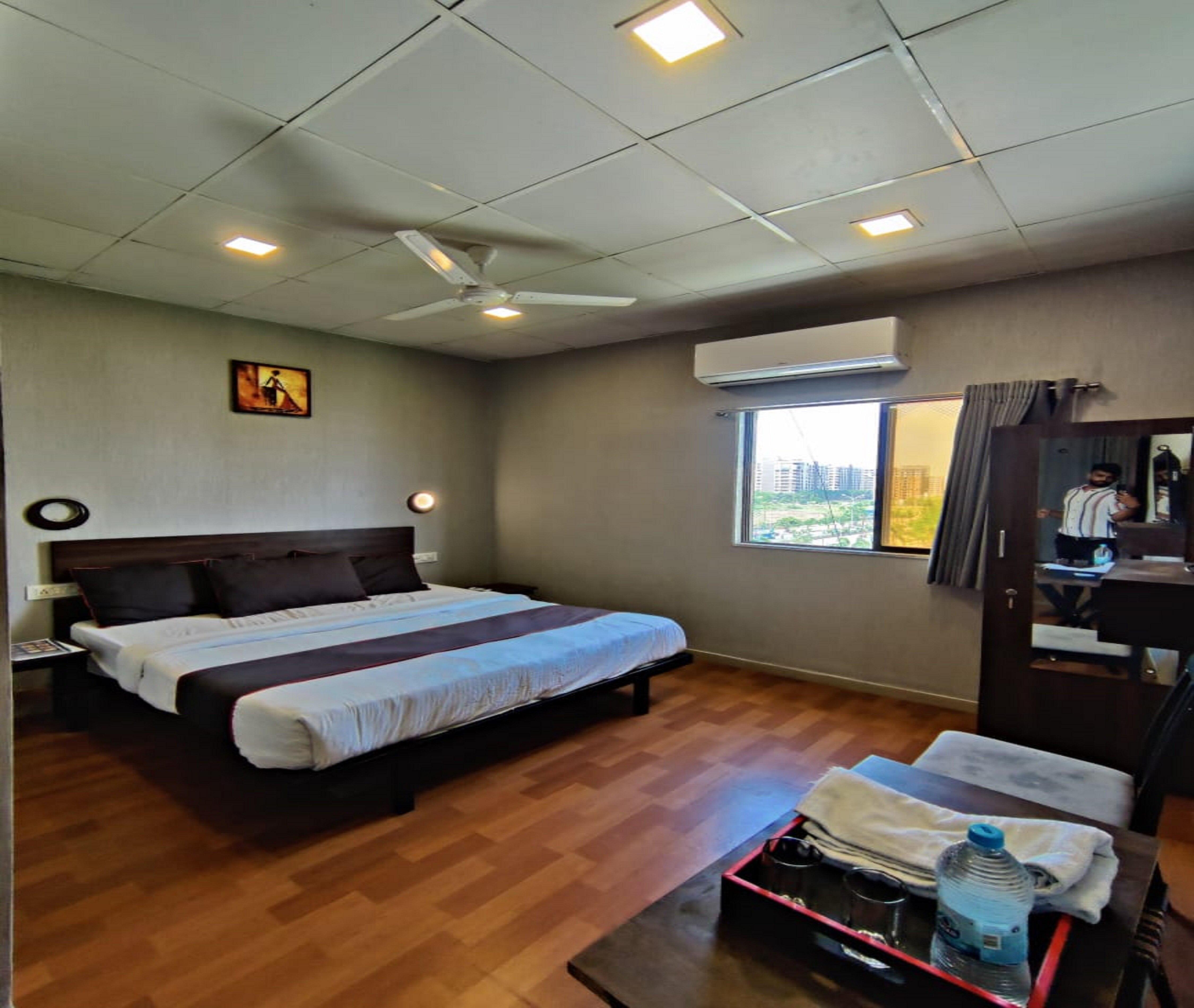 Hotel Gokul Solitaire Room Type - CLASSIC ROOM