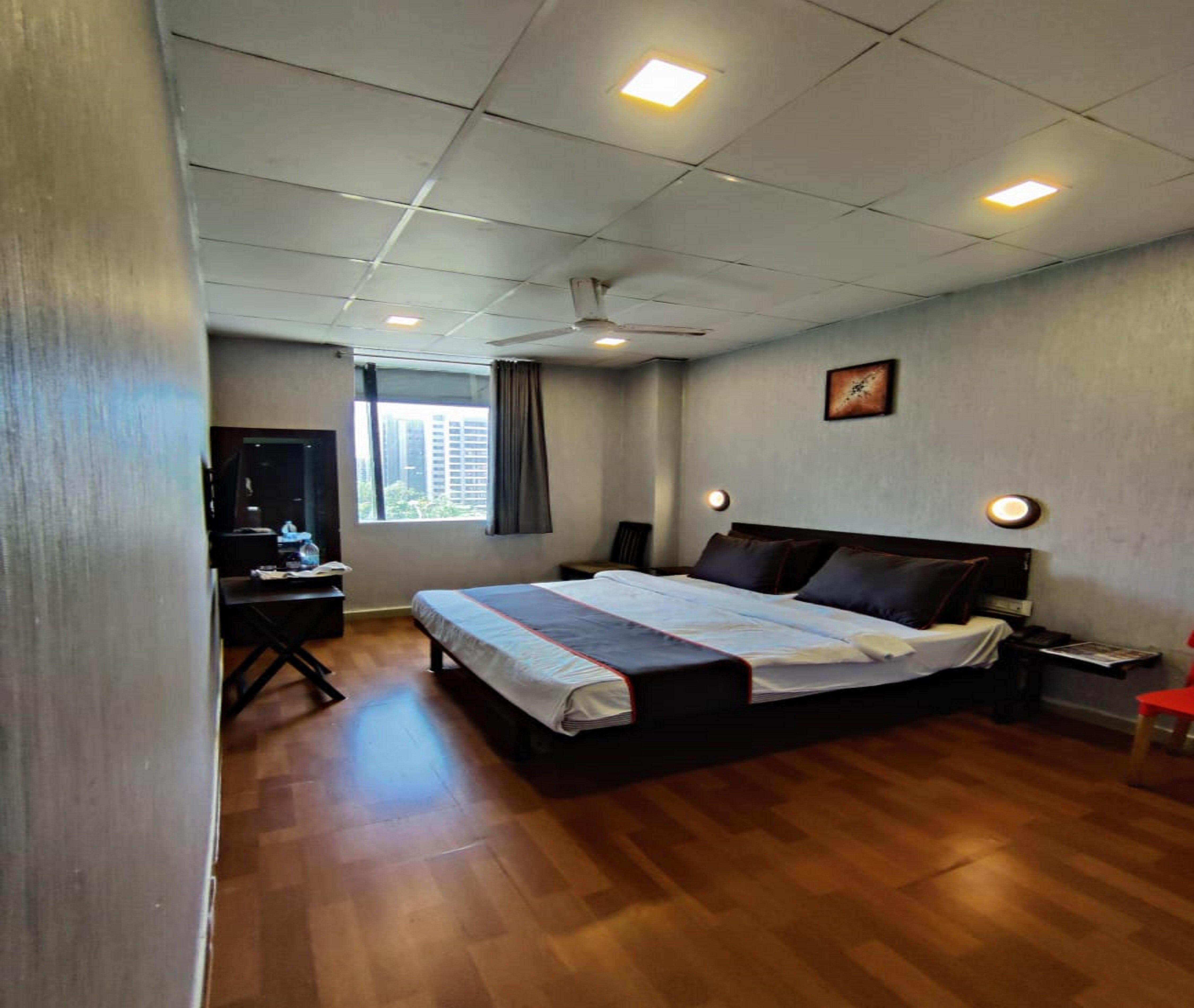 Hotel Gokul Solitaire Room Type - Deluxe Room