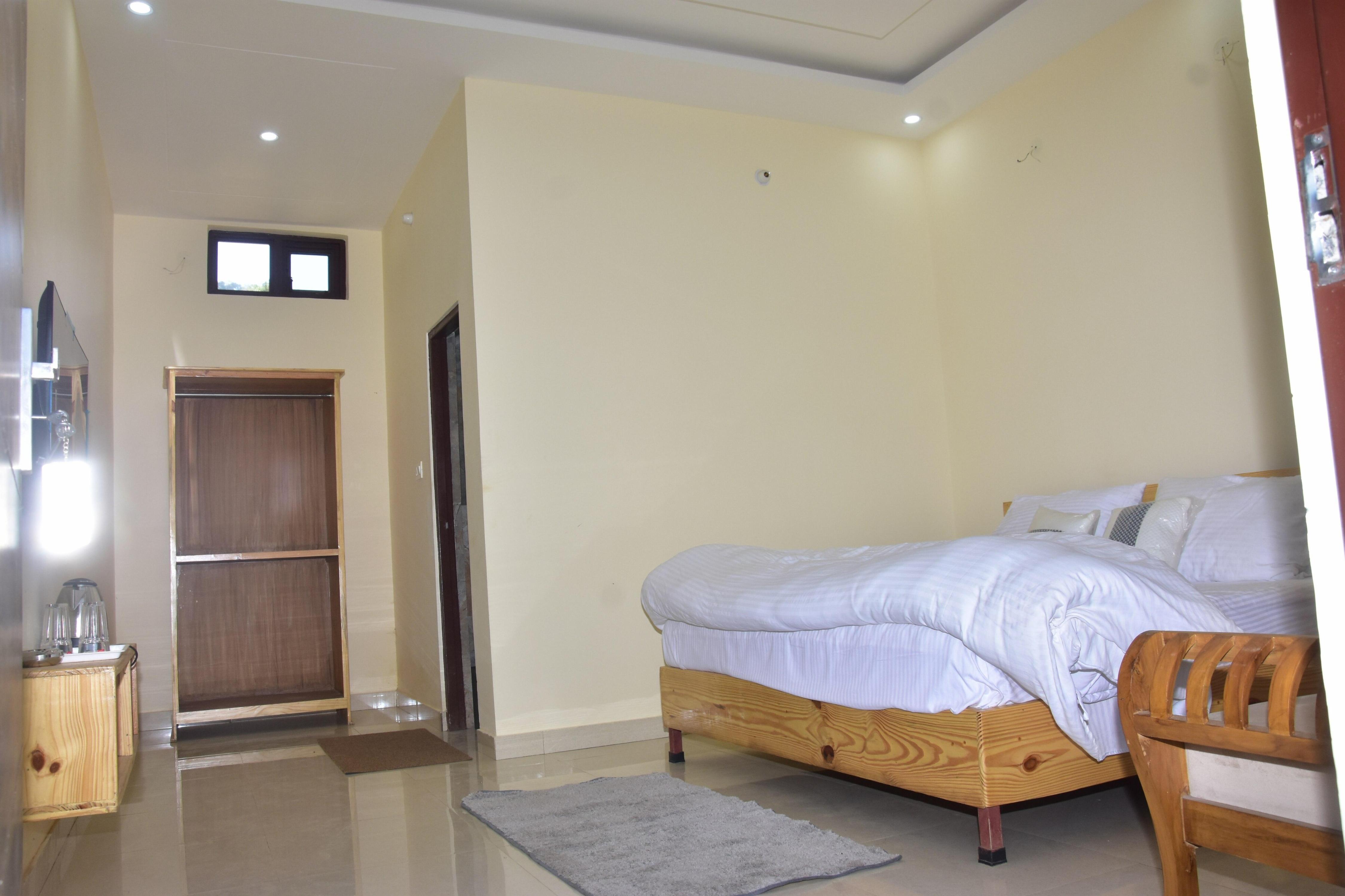 Hotel Anandam Phata Room Type - Deluxe Room