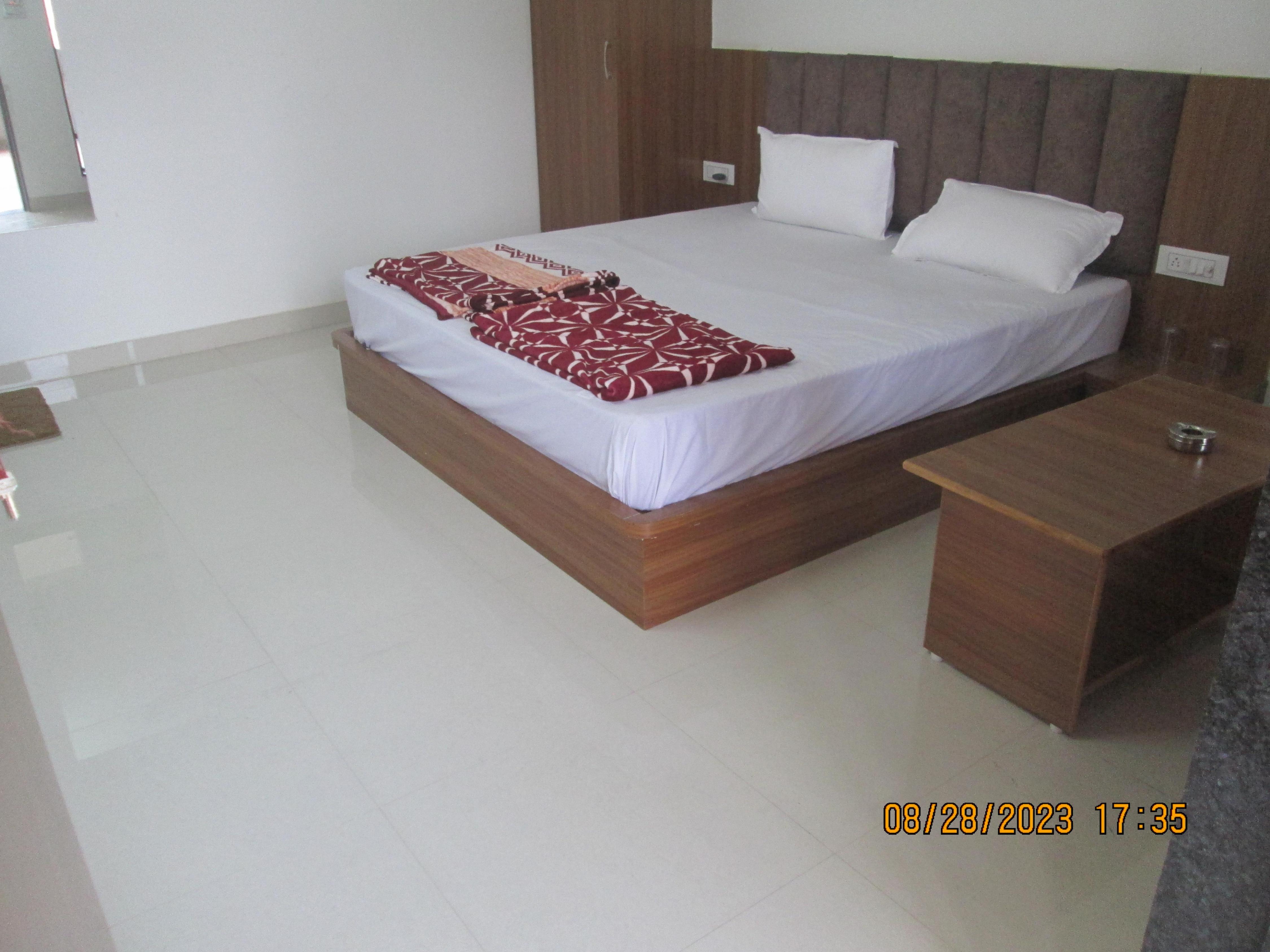 HOTEL SHRI RAM PALACE